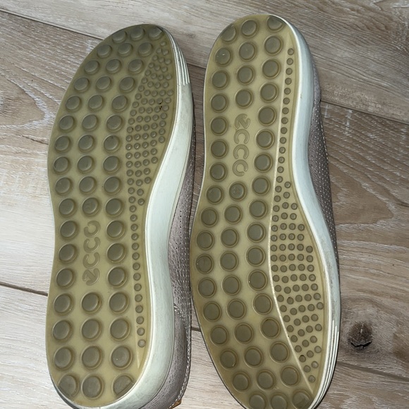 Men’s Ecco Soft 7 Perforated Gray Sneakers Shoes Size 10 - Picture 9 of 9